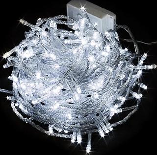 BRANCO - PISCA DE NATAL 220V 9 METROS - SEM GARANTIA